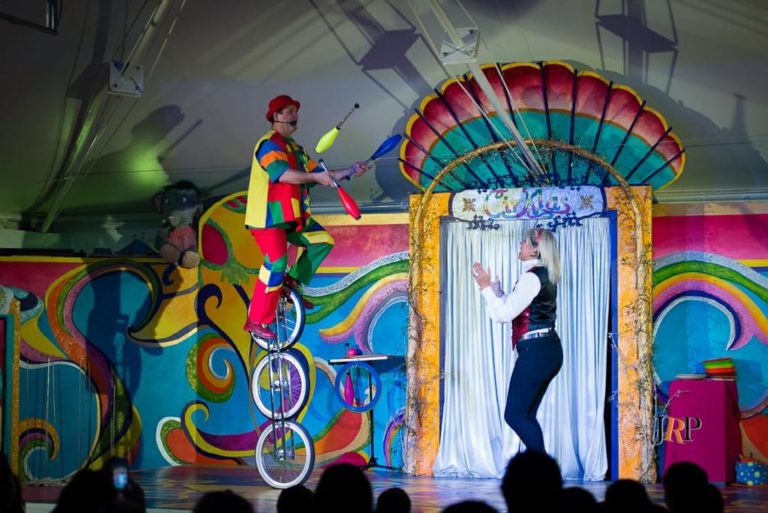 Puertollano: «Cirkus» para toda la familia con payasos y acróbatas este sábado en la Concha de la Música