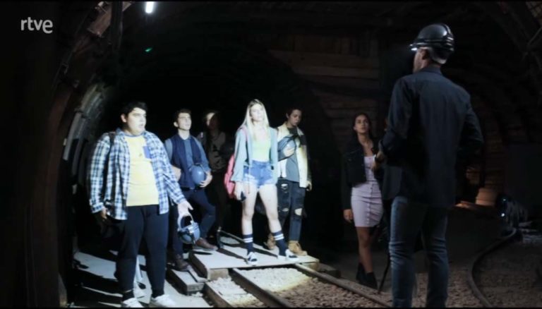 Emotivo homenaje a los mineros de Puertollano, con lapsus, en la popular serie HIT de TVE