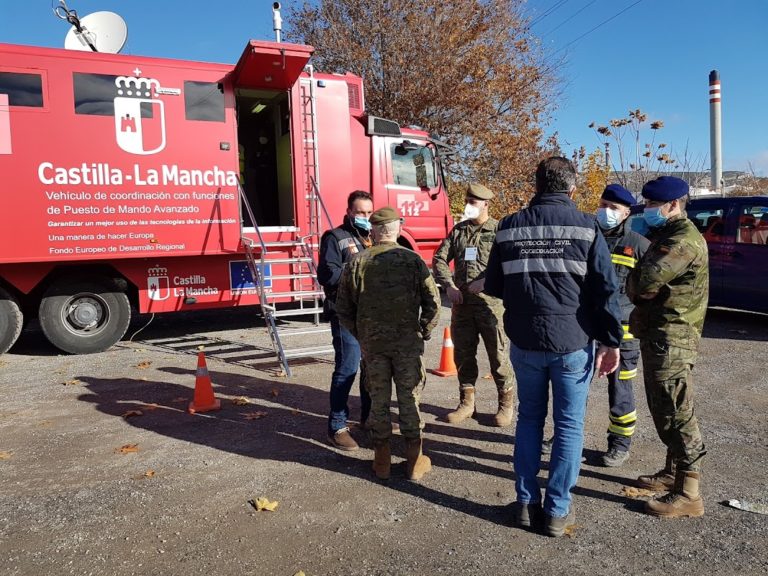 Más de cien efectivos participan en el simulacro del Plan de Emergencia Exterior de Puertollano