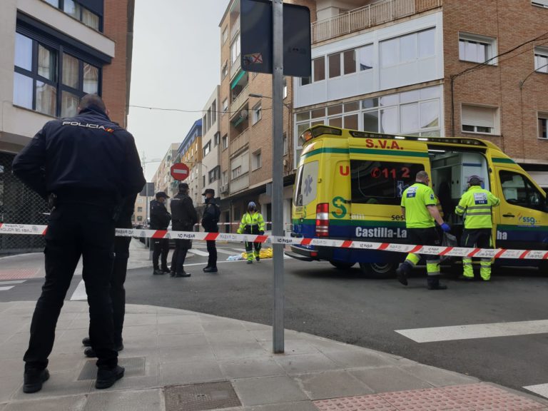 Fallece un hombre de 44 años tras precipitarse desde un cuarto piso en Ciudad Real