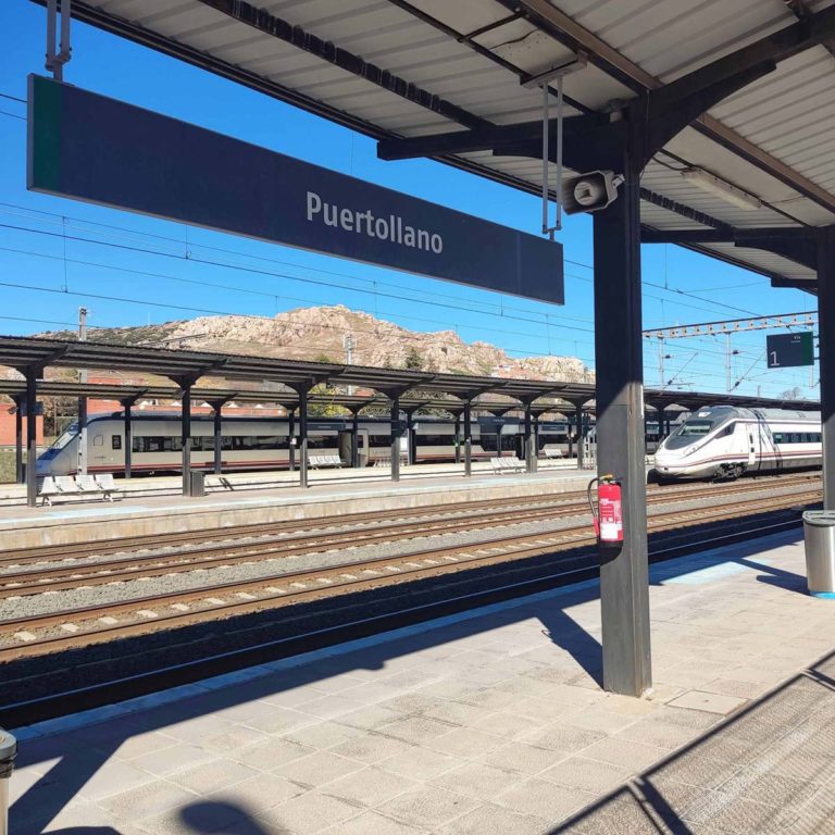 Ciudad Real y Puertollano se quedan sin Ave a Granada desde este domingo «para ganar ocho minutos» con Madrid