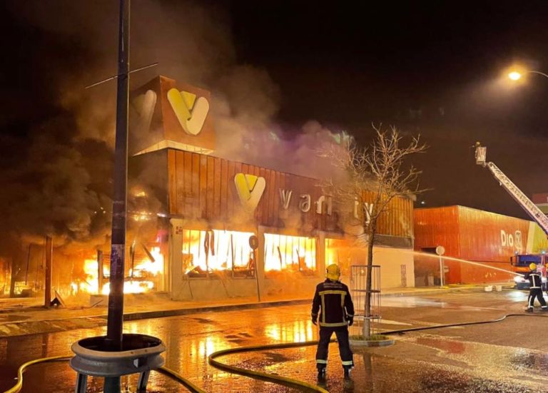 Puertollano: Variety retoma la normalidad tras el incendio que arrasó su antigua nave
