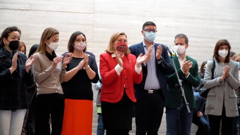 El Gobierno regional muestra su repulsa a los actos acontecidos en el IES ‘La Sisla’ de Sonseca con una concentración en la Consejería de Educación