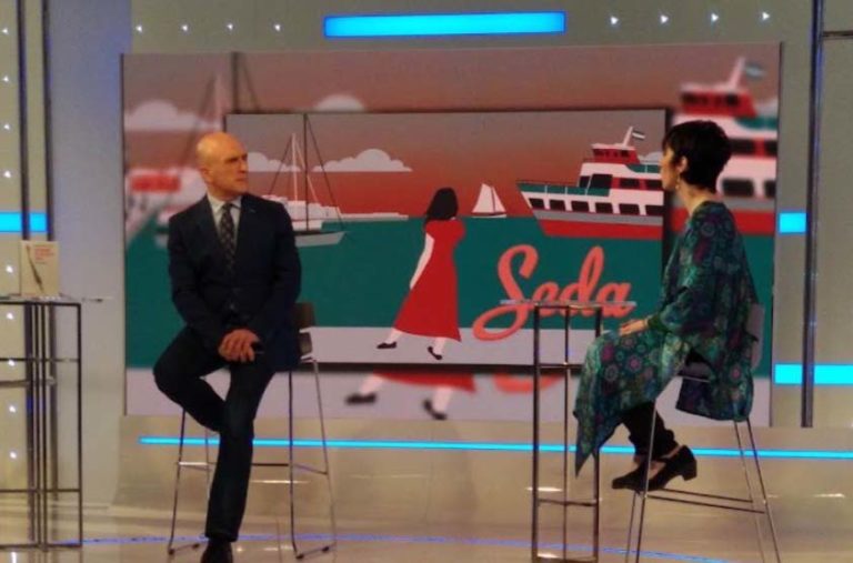 La guitarrista puertollanense Silvia Nogales, invitada al programa ‘La hora cultural’ de TVE