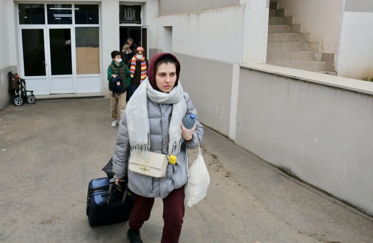 Gobierno y CCAA se reúnen el miércoles para abordar la situación de menores ucranianos escolarizados en España