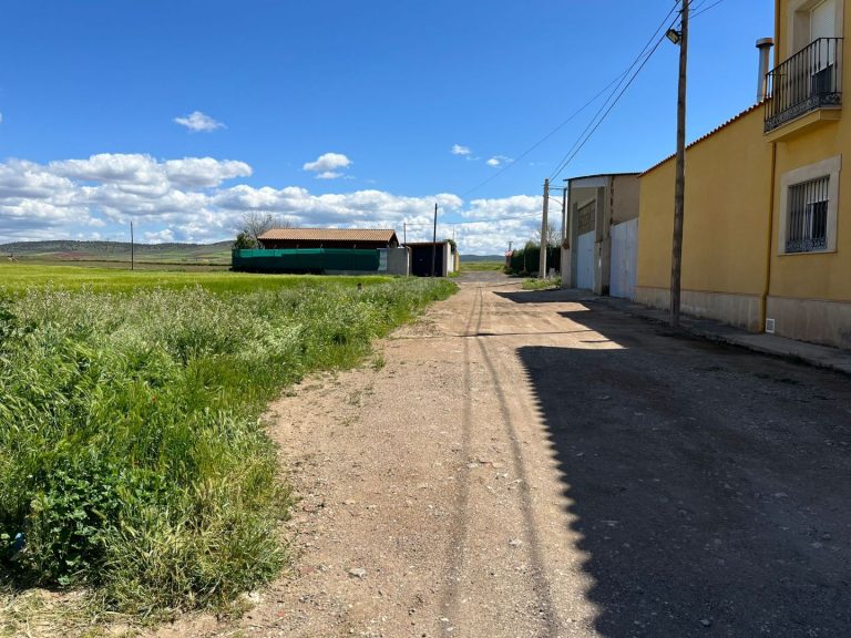 El Ayuntamiento de Santa Cruz de Mudela invertirá más de 100.000 euros en la urbanización de dos calles de la localidad