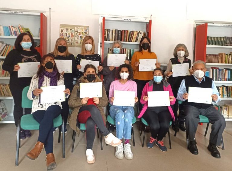 Unas 50 personas adquieren competencias digitales en los cursos de los Puntos de Inclusión Digital