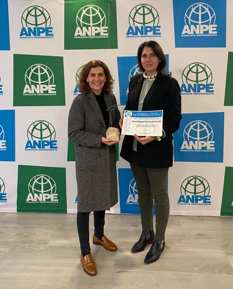 Manchainformacion.com recibe el XVIII Premio Periodismo Educativo de ANPE
