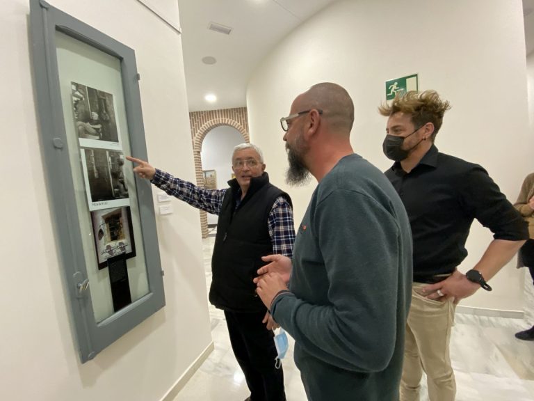 Gabriel Alarcón expone “Algo del Quijote” en el Pasillo del Arte de la Casa de Cultura