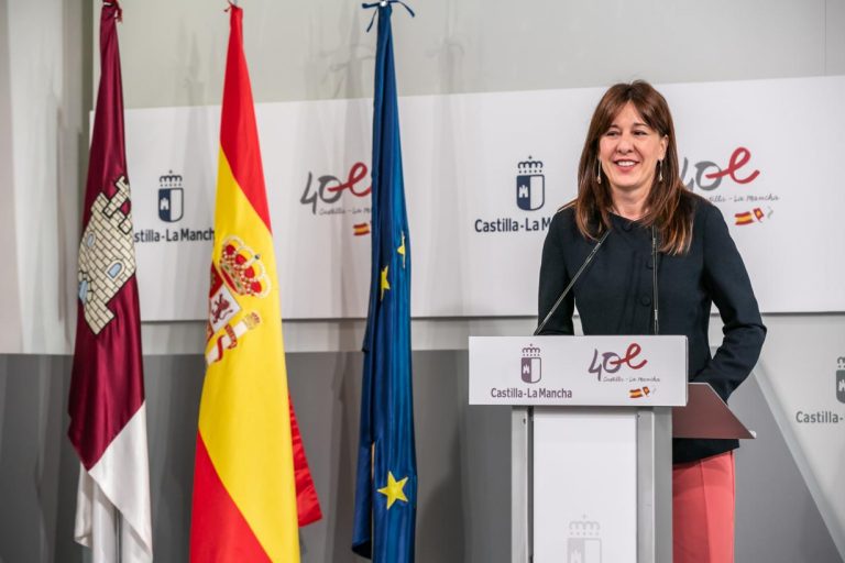 El Gobierno de Castilla-La Mancha poner en marcha 15 nuevas aulas de tecnología aplicada y 28 aulas de emprendimiento en centro educativos de la región