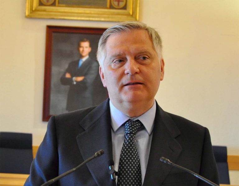 El PP recrimina al PSOE en el Senado que rechace confirmar las fechas de finalización de las obras de la Tubería a la Llanura Manchega