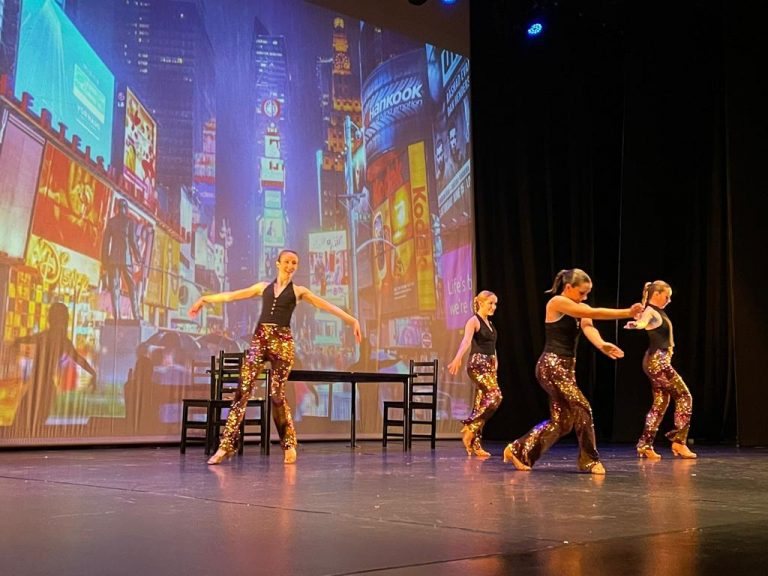 Puertollano: El Auditorio «Pedro Almodóvar» es escenario de una emocionante y solidaria Gala del Conservatorio de Danza