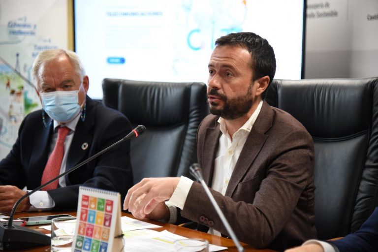 El Gobierno regional presenta su nuevo ‘Centro de Información de Telecomunicaciones’ para asesorar de los despliegues a operadoras y entidades locales