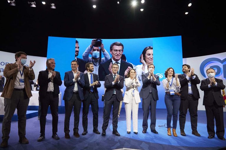 Feijóo abre una nueva era en el PP como «alternativa» a Pedro Sánchez