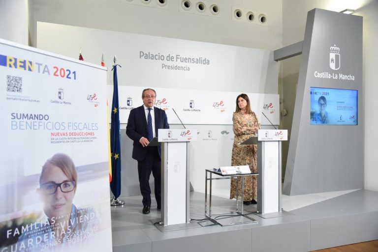 Un total de 185.000 contribuyentes de Castilla-La Mancha podrán beneficiarse de las deducciones fiscales autonómicas para la campaña de la renta de 2021