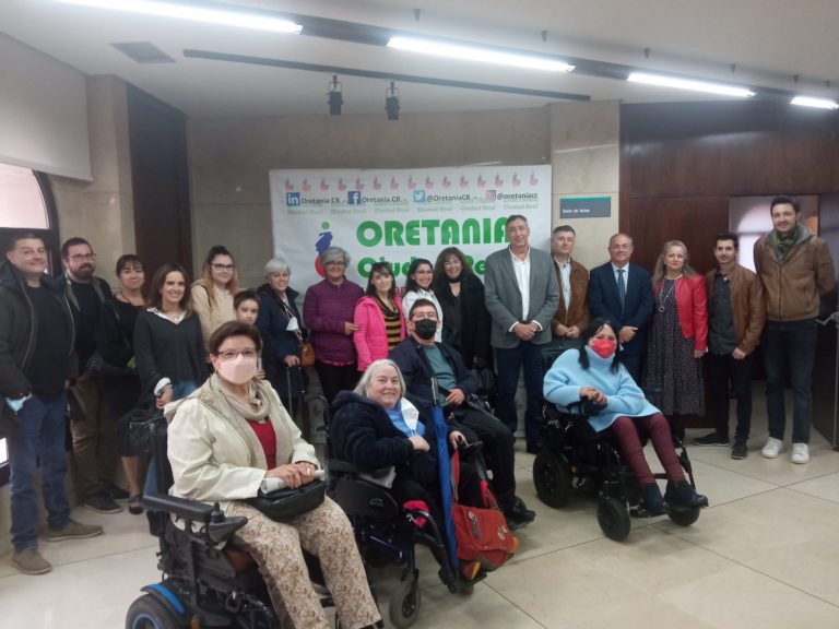 La Cámara de Comercio de Ciudad Real acoge el pase privado del corto “El Paraguas”