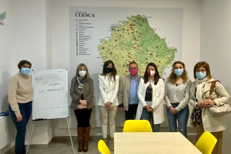 El Gobierno regional destina 1,2 millones de euros a la financiación de proyectos y programas de entidades de atención a personas afectadas de Parkinson y sus familiares