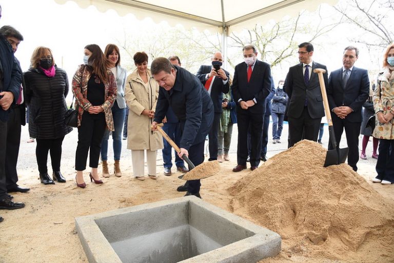 Arranca la obra del nuevo hospital de Puertollano, preludio de la importancia de la ciudad como baluarte político