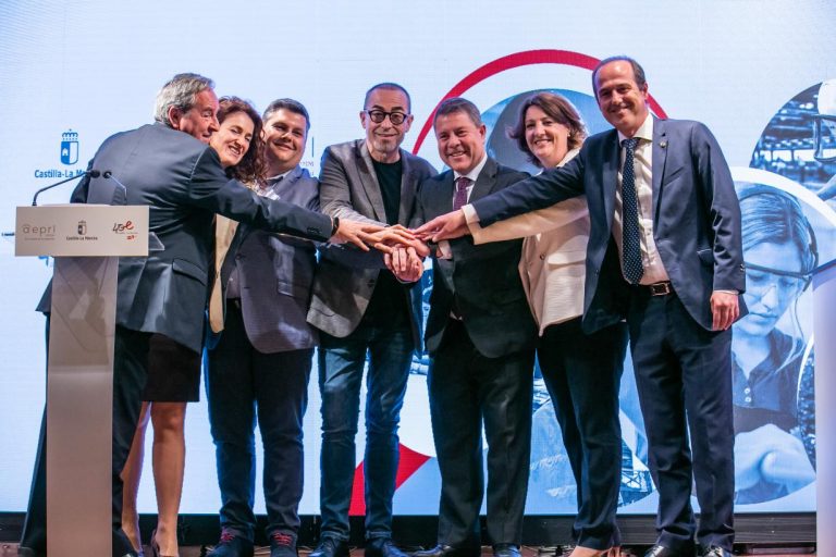 García-Page anuncia un nuevo Plan de Empleo dotado con 94 millones de euros que beneficiará a 12.000 personas