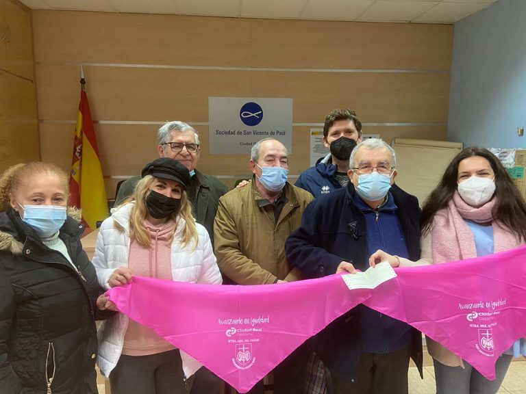 El Colegio Nuestra Señora del Prado de Ciudad Real dona íntegramente la recaudación conseguida con el «pañuelo solidario»