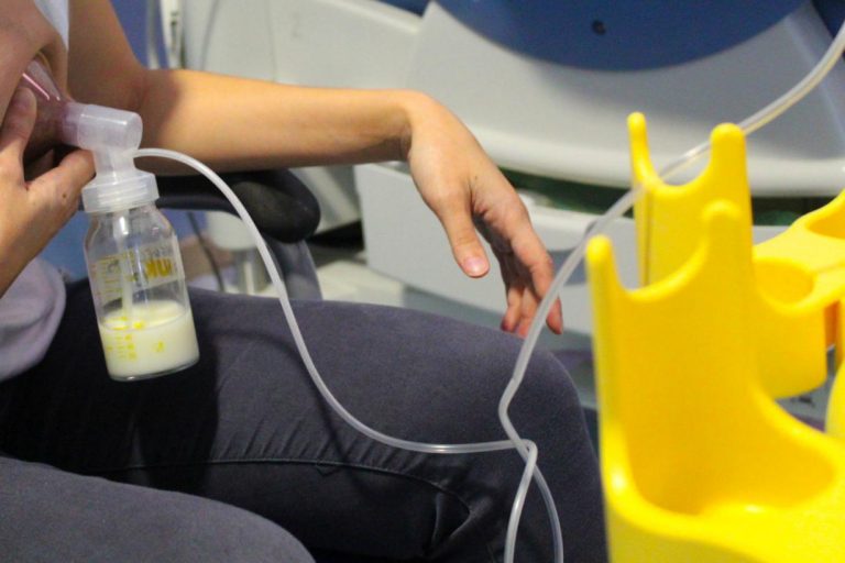 Doscientos profesionales sanitarios de la región se han formado ya en el funcionamiento de las Unidades de Nutrición Personalizada para bebés prematuros