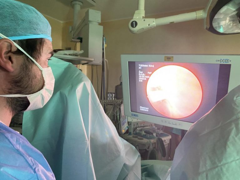 El Hospital Universitario de Toledo incorpora una nueva técnica de inyección de vapor de agua en cirugías de hiperplasia benigna de próstata