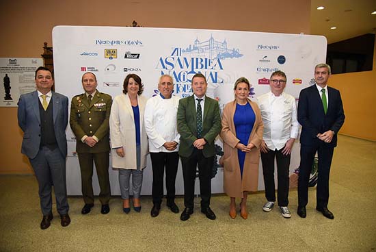 El presidente regional anima a los profesionales de la gastronomía a contribuir al crecimiento de una “marca Europa” como seña de identidad