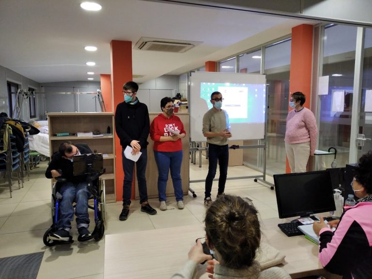 «Sueños compartidos»: AFAD Valdepeñas conoce la labor del Centro de Formación Laguna