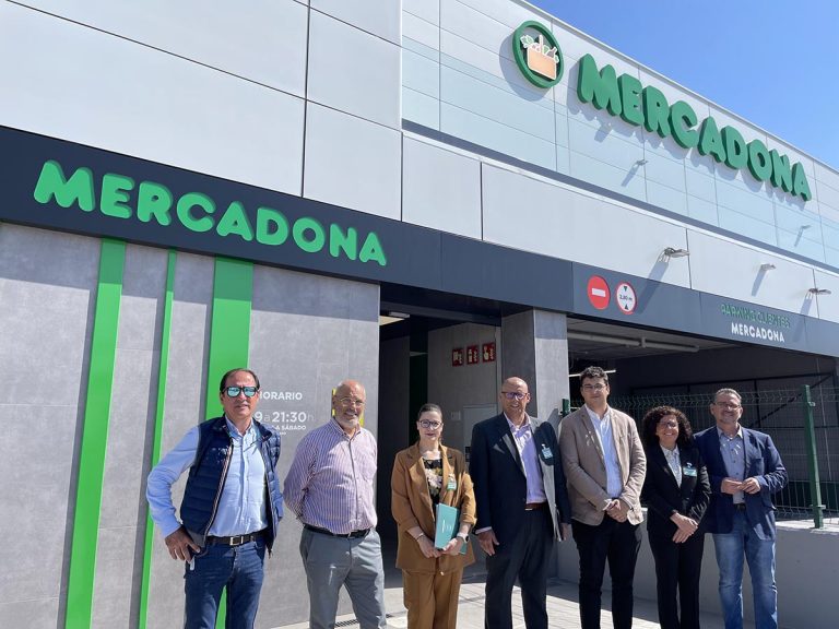Mercadona inaugura su nuevo modelo de tienda eficiente en La Solana