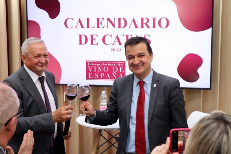 La Fundación Tierra de Viñedos y la Interprofesional del Vino de España dan el pistoletazo de salida al programa de 20 catas que llegará a 2.000 personas