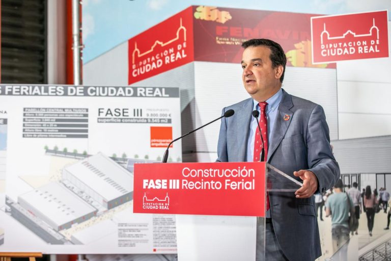 García-Page será el encargado de inaugurar «dentro de muy poco» el primer ramal de la Tubería a la Llanura Manchega