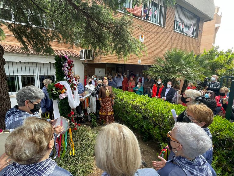 Puertollano: El Centro de Mayores «Margarita Salas» celebra el Día de la Cruz