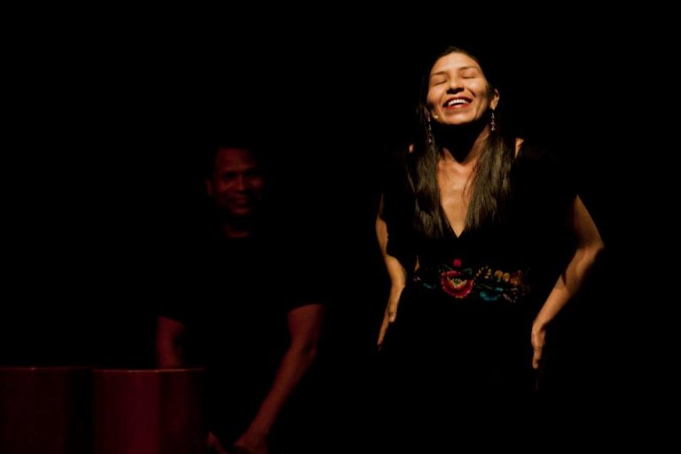 Este sábado, ‘Cuentos desde la oscuridad’, de Flor Canales, en Teatro de La Sensación                                     