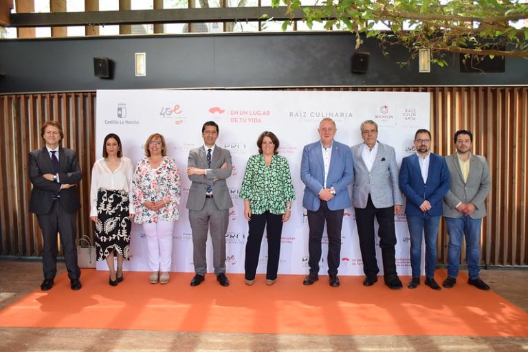 El Gobierno de Castilla-La Mancha subraya que el empleo en el sector turístico superó las 47.800 personas en abril, el dato más alto de toda la historia para el mes de abril