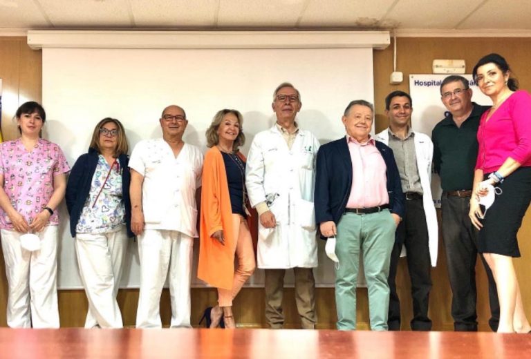 Puertollano: El jefe de Pediatría de Hospital Santa Bárbara, Eduardo Cruz, se jubila tras 40 años de servicio