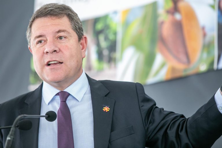 El presidente García-Page presenta el Plan Funcional de la reforma del Hospital Universitario de Guadalajara