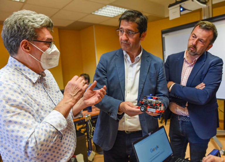 La Diputación formará en robótica y estimulará el talento STEM en los niños y niñas de los pueblos de la provincia