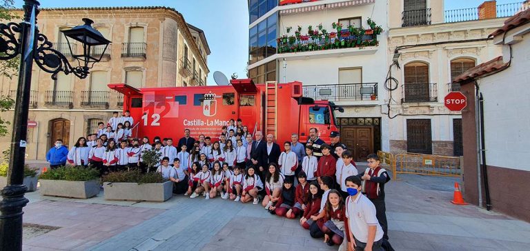 Los colegios de Herencia ‘Carrasco alcalde’ y ‘Nuestra Señora de las Mercedes’ reciben la visita del Servicio de Emergencias 1-1-2