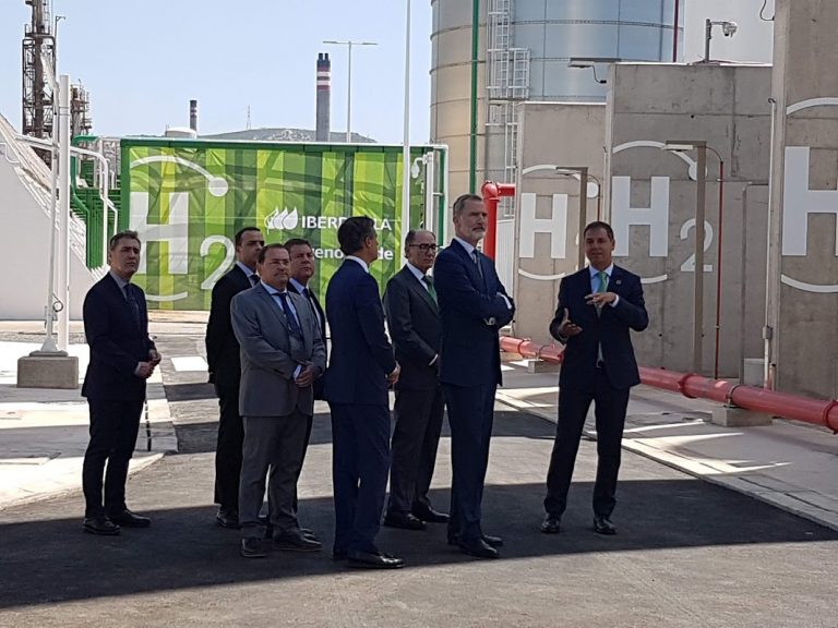 El poderoso Financial Times rebaja el optimismo por el hidrógeno verde en Puertollano: la planta de Iberdrola aún no opera, esperando ayudas