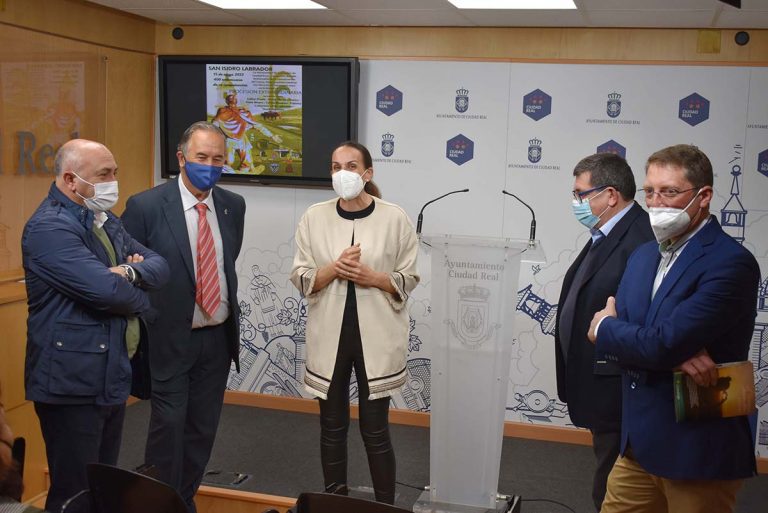 Ciudad Real recupera la festividad de San Isidro con procesión por la ciudad y numerosas actividades