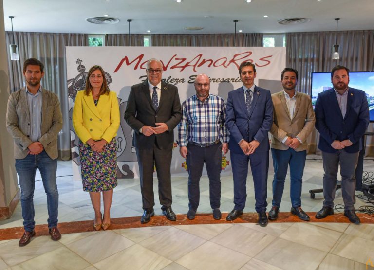 Caballero: “El nuevo pabellón de Manzanares es un proyecto deportivo público, cultural y social”