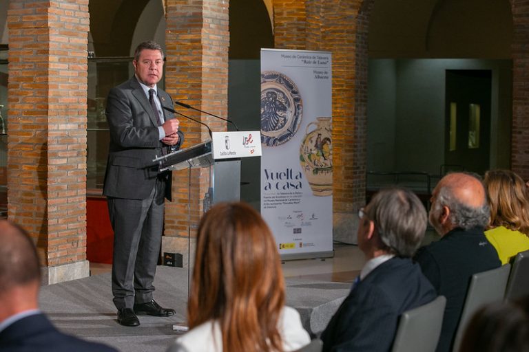 El presidente García-Page se posiciona a favor de la cuarta dosis de la vacuna contra la Covid para los mayores de 80 años