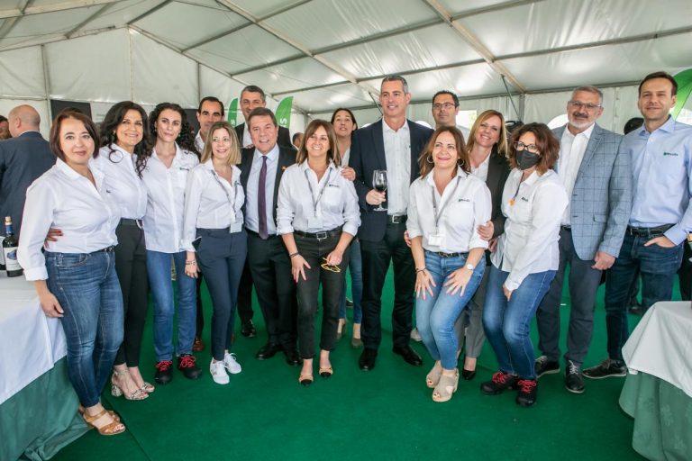 El presidente García-Page anuncia que el 1 de junio firmará el contrato con la UCLM dotado con 1.000 millones de euros y nuevas titulaciones