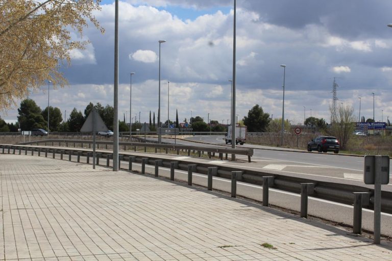 El Gobierno regional firma el contrato para la redacción del proyecto de la pasarela que conectará Ciudad Real con Miguelturra