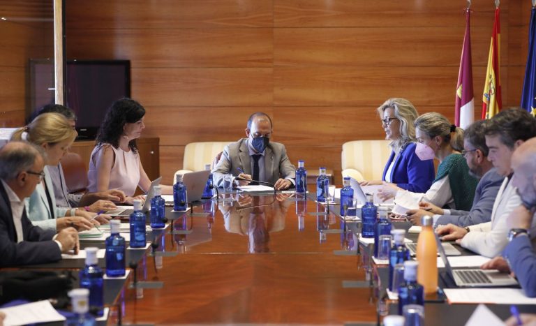 Empleo, juventud, Atención Primaria y agricultura centran los debates del próximo Pleno