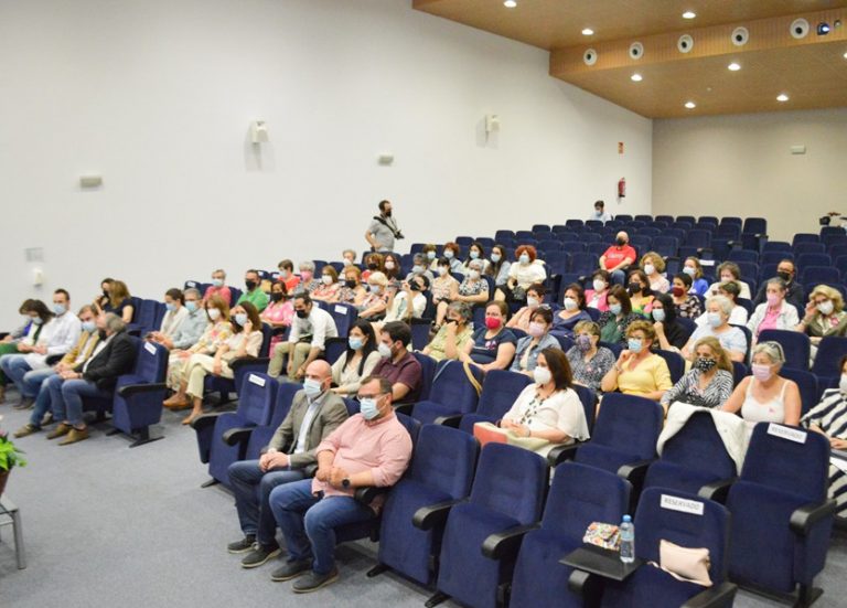 VI Jornadas de la Salud «Ponencias sobre el cáncer» del colectivo «Las Supernenas»