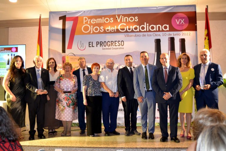 El Progreso ensalza en sus XVII Premios Nacionales la pasión por la viticultura, el deporte y la labor de Cruz Roja con Ucrania