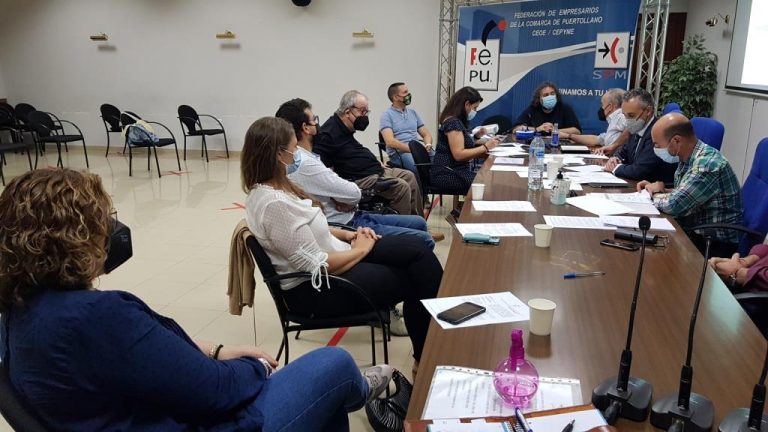 FEPU pide el impulso de las administraciones para lograr que la fibra óptica cubra todas las barriadas de Puertollano