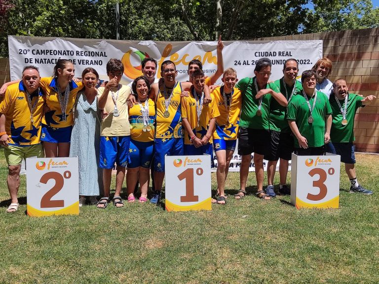 El Club Paralímpico Puertollano regresa con 29 medallas del Campeonato Regional de Natación Fecam