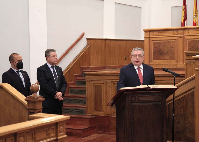 Fernando Andújar asume la Cámara de Cuentas C-LM prometiendo independencia y celebrando que la autonomía sale reforzada